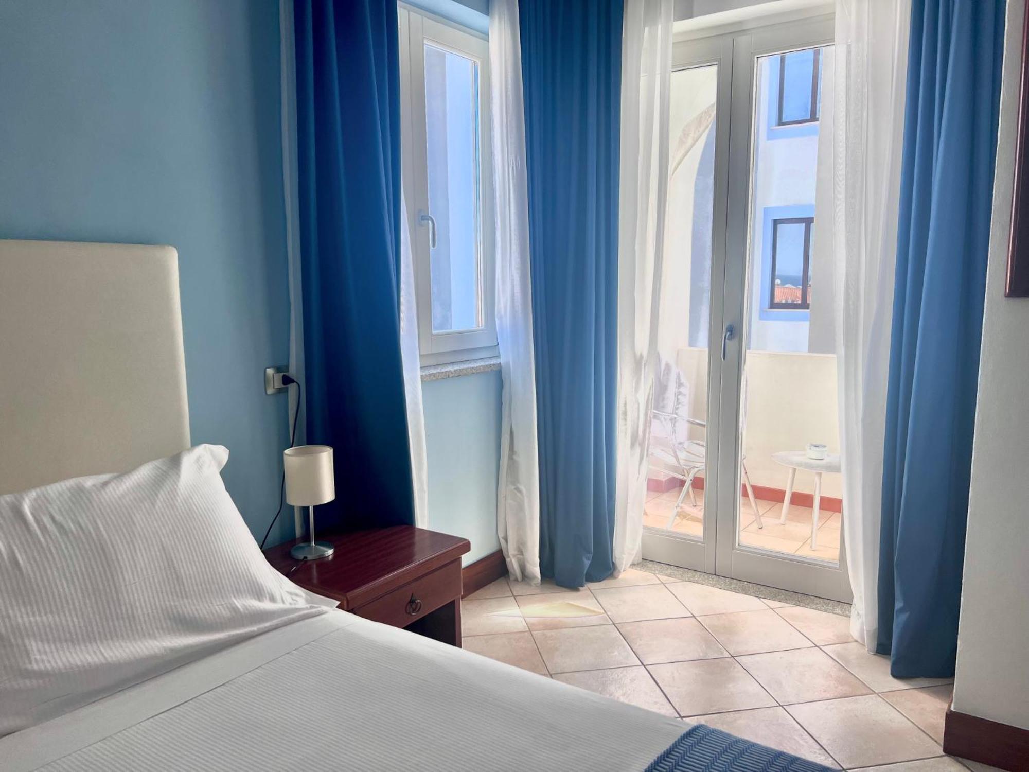 Best Western Hotel Blumarea Castelsardo Exteriör bild