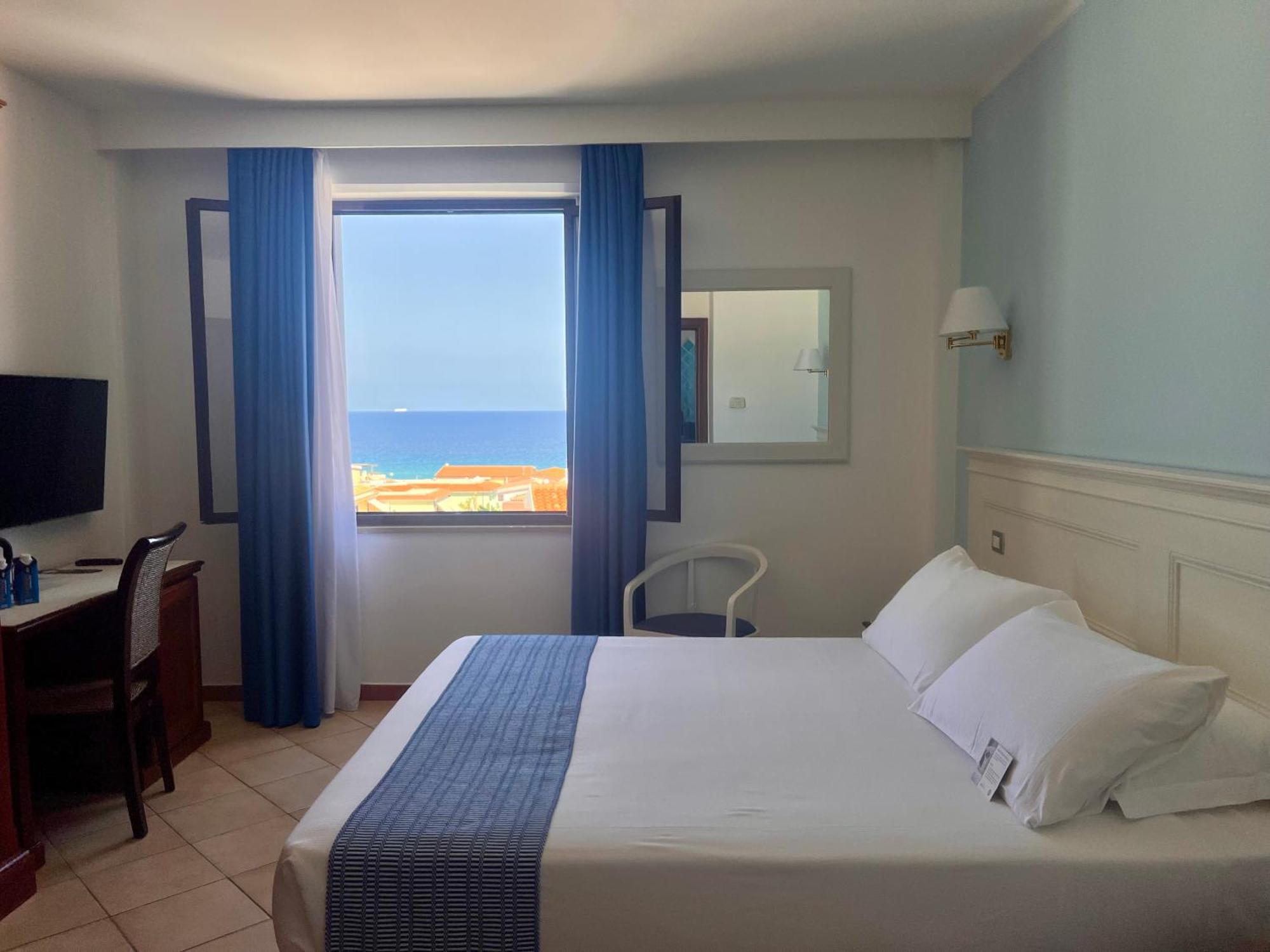 Best Western Hotel Blumarea Castelsardo Exteriör bild